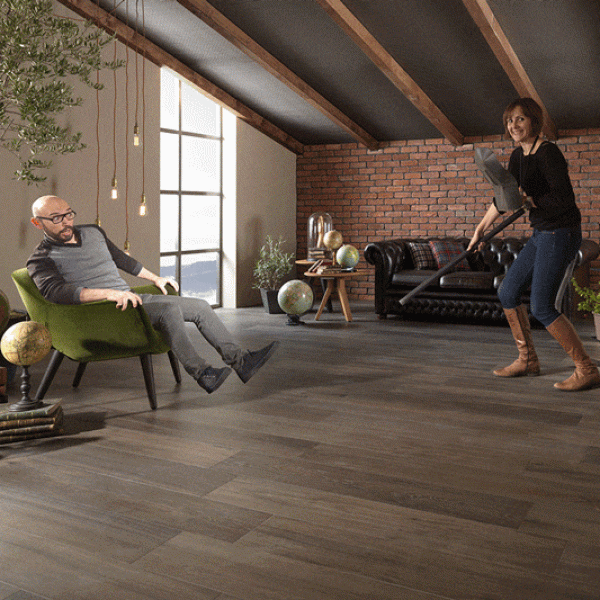 Vorteile Feinsteinzeug Fliesen in Holzoptik