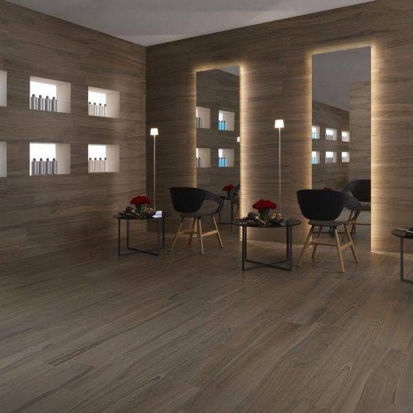 Napami Grisé 20x120 - Braun aus Feinsteinzeug