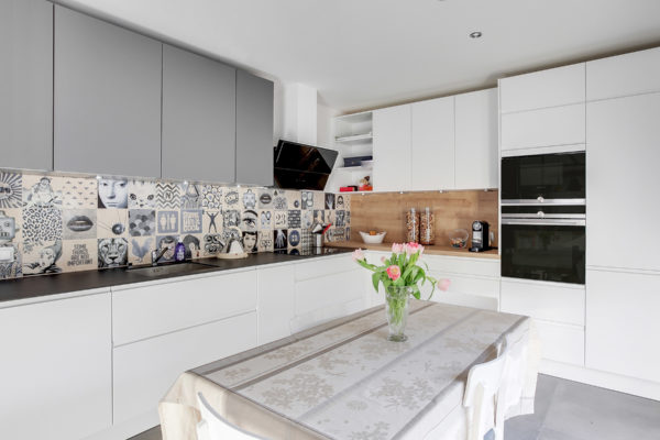 Indigo-Küche im modernen Stil Indigo-Küche im modernen Stil