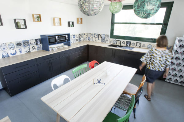 Entspannungsbereich mit Indigo Verziert Entspannungsbereich mit Indigo Verziert