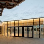 Salle Restauration Pompidou Metz by Studio Lada
