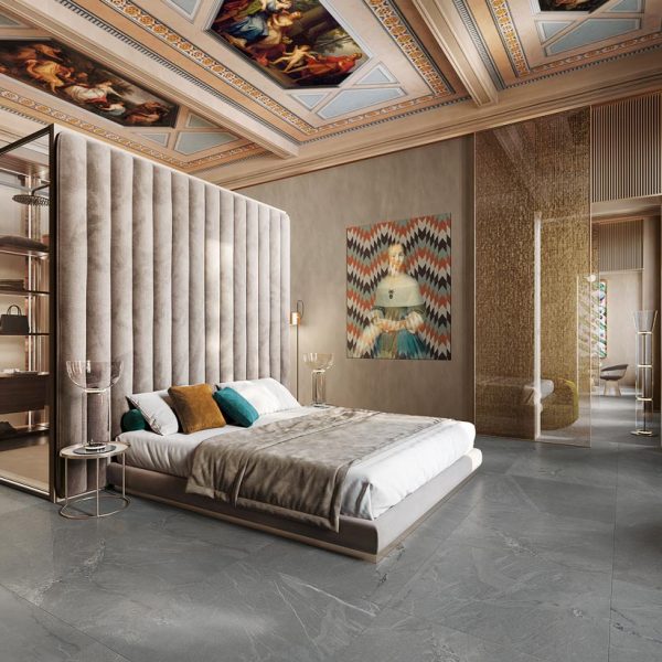 Schlafzimmer mit Fliesen